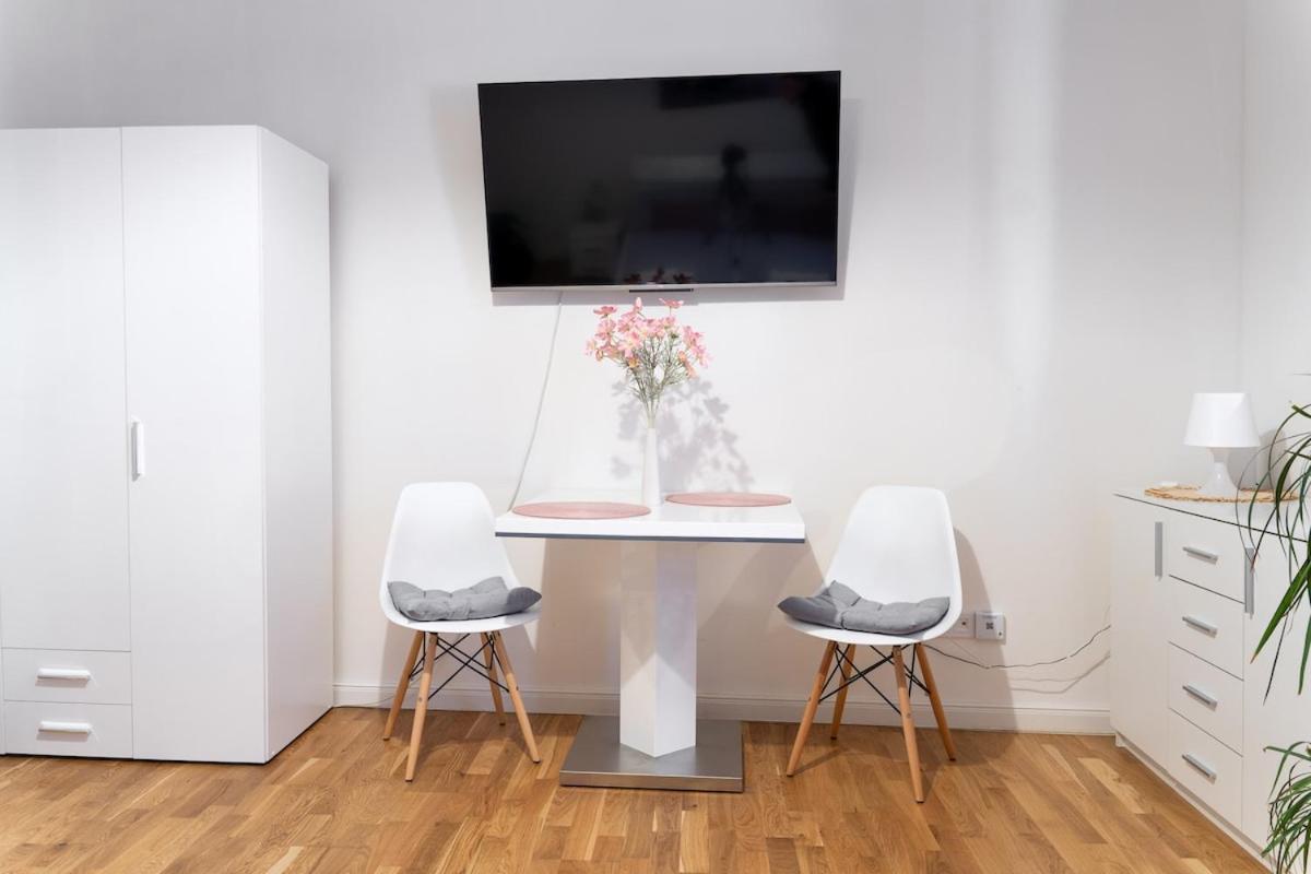 New! Romantic Apartment! In Centre! Florence! Appartement Prague